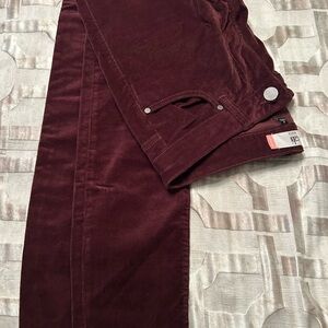 CAbi Vino Wine Corduroy stretch Skinny Pants. Never worn.